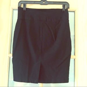 ‼️3 for $15‼️ IZ Byer Black pencil skirt